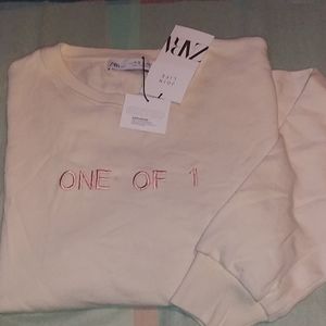 SALE 🎉 ZARA Sweater